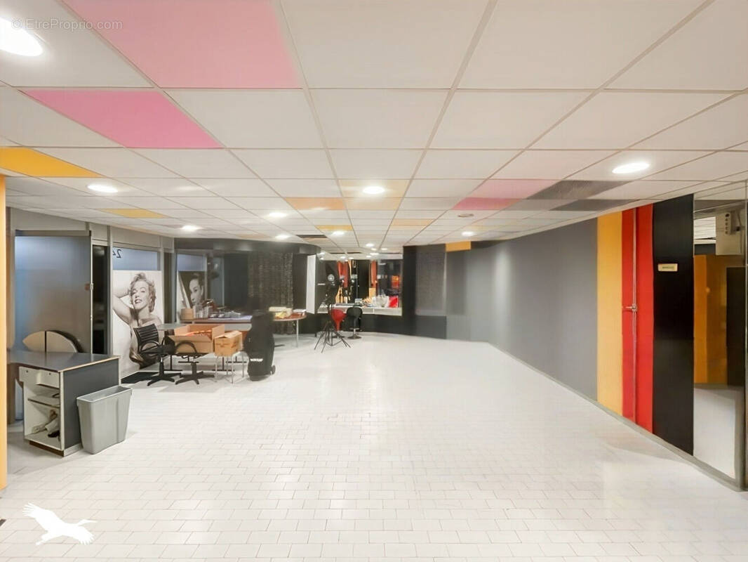 Commerce à MARSEILLE-8E