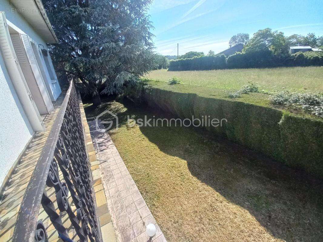 Maison à remettre aux goûts du jour proche de Lourdes - photo 23