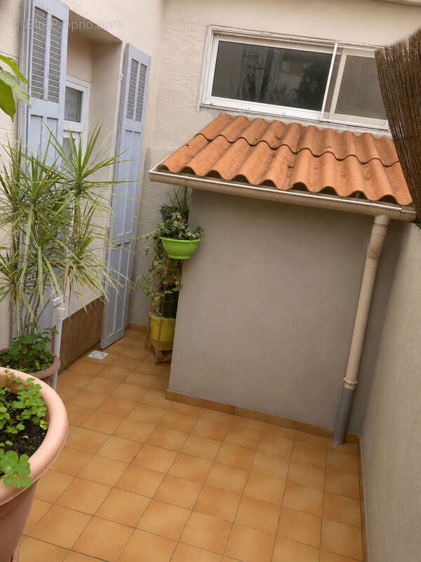 Appartement à MARSEILLE-3E