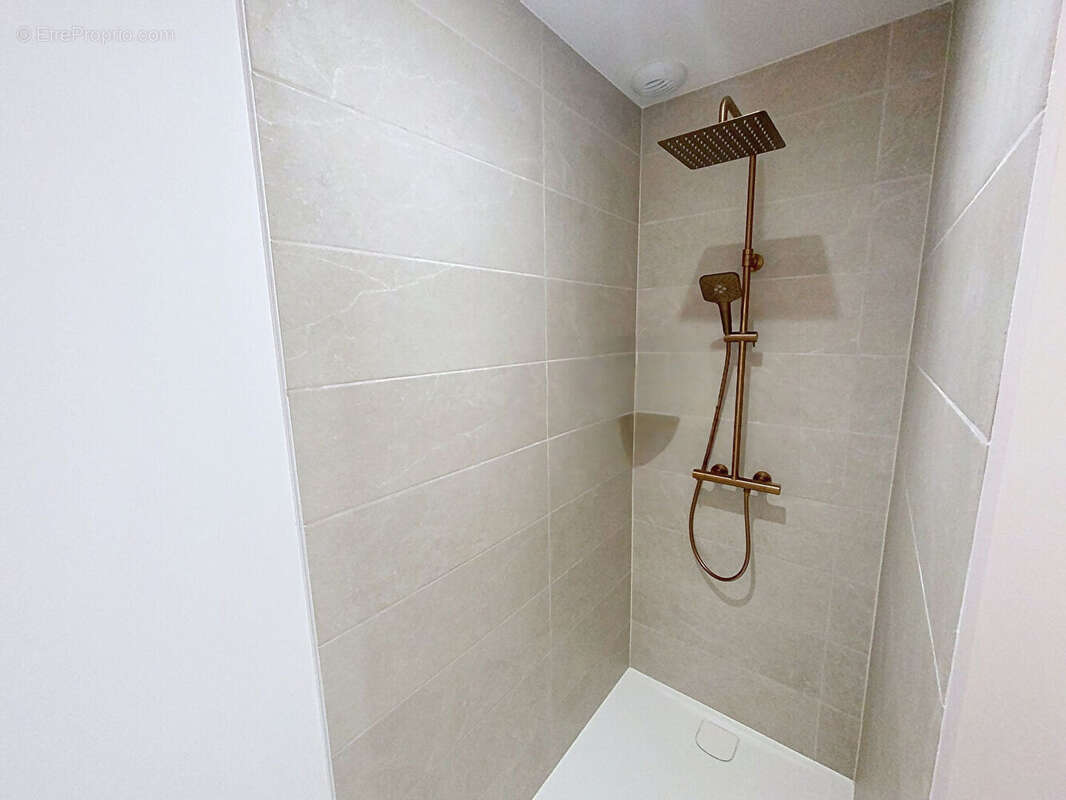 Maison à AMFREVILLE