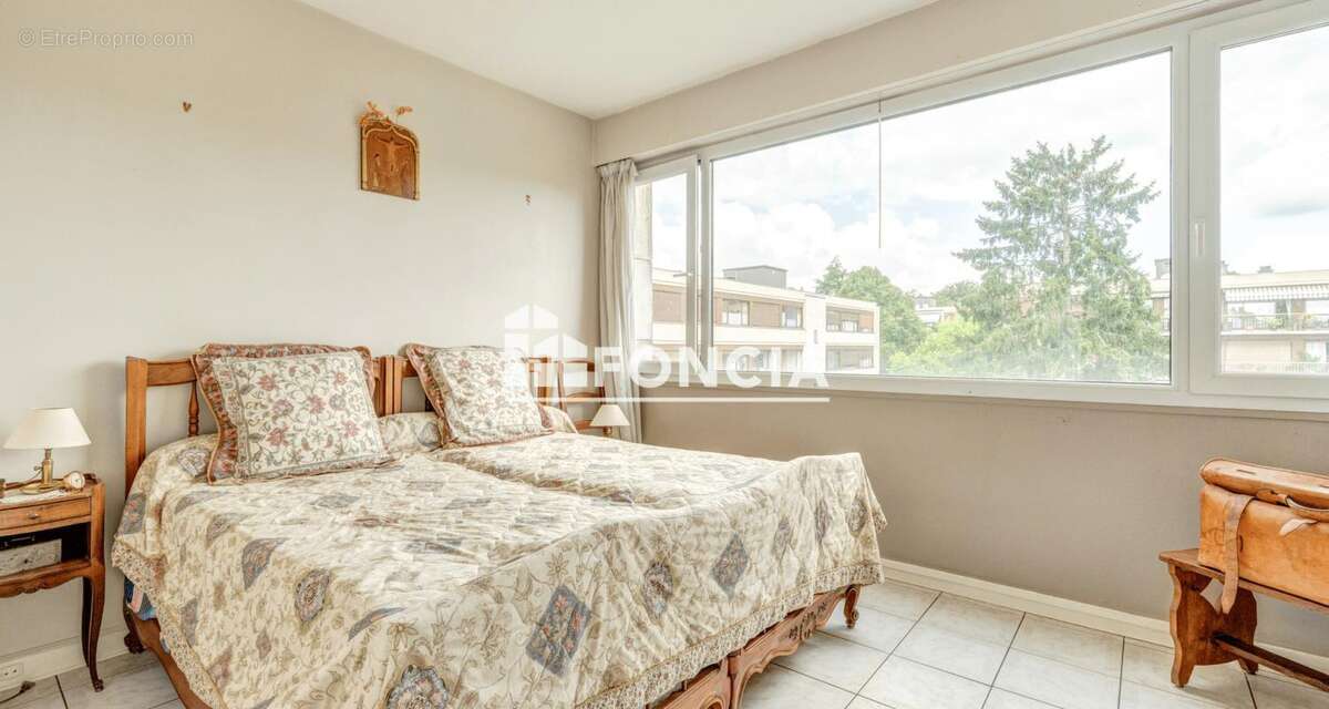Appartement à NOISY-LE-ROI