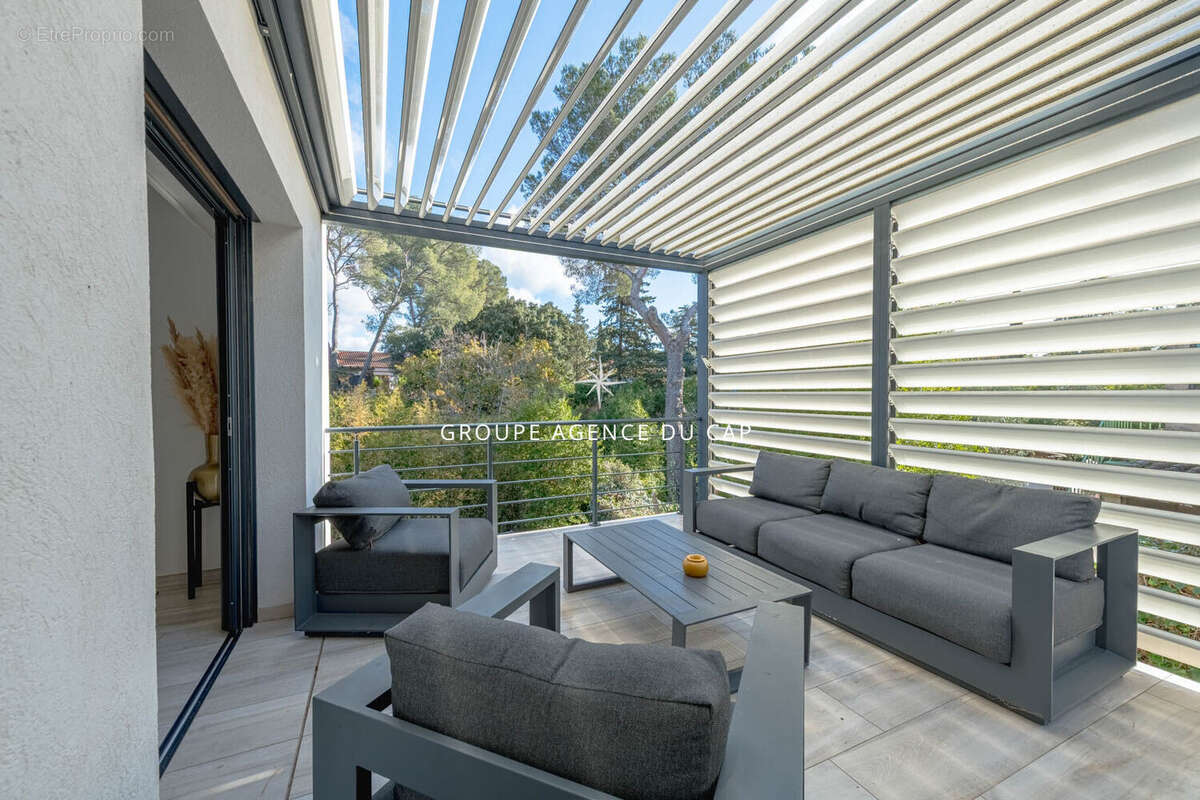 Villa  250 m2  4 chambres et une dependance frejus - photo 18