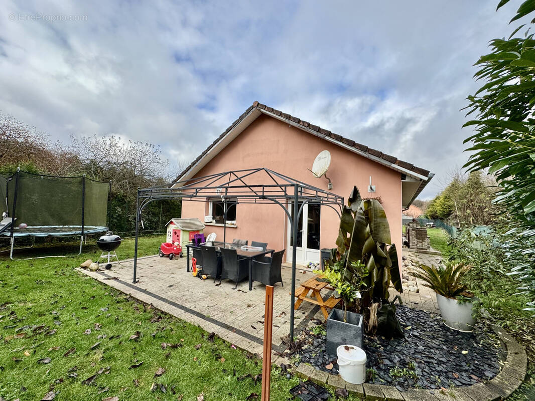 Maison à MAGNY-VERNOIS