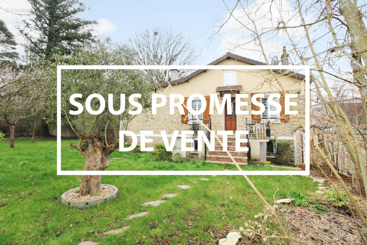 Maison à LE PERRAY-EN-YVELINES