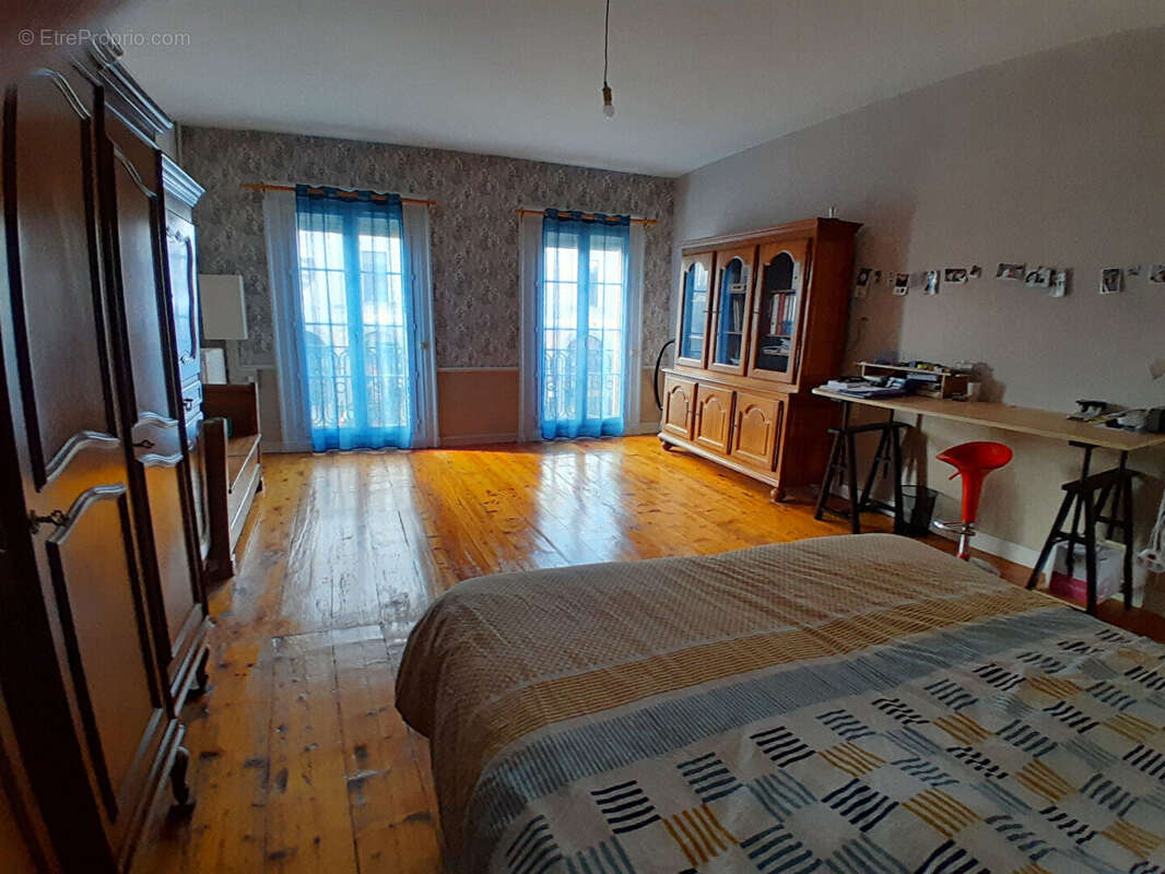 Maison à LA GUERCHE-DE-BRETAGNE