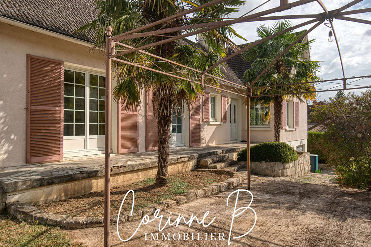 Maison Le Malesherbois  6 pièce(s) de 128m² - photo 2