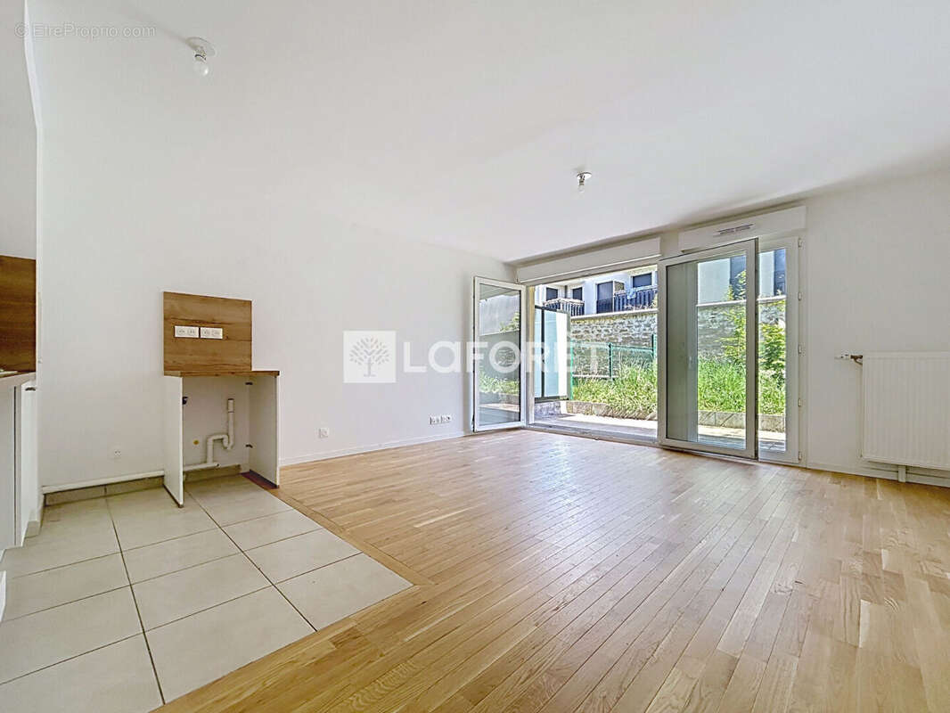 Appartement à VERNEUIL-SUR-SEINE