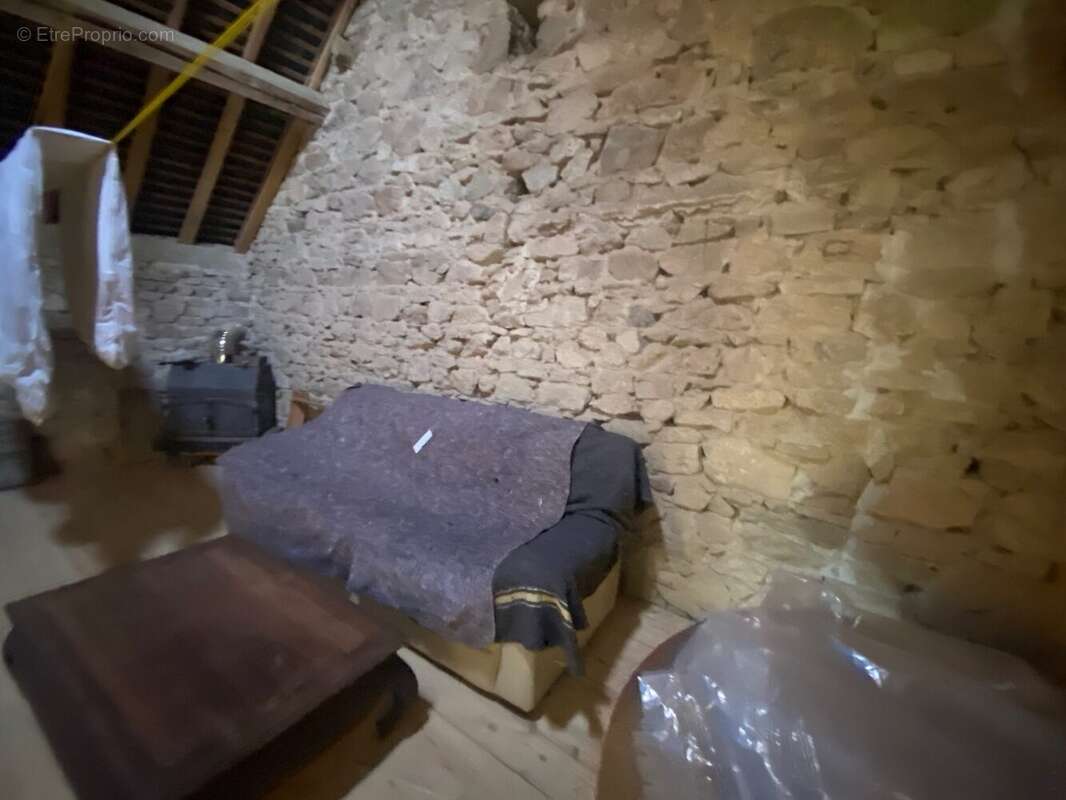 Maison 85 m² à Faux-La-Montagne  - photo 3