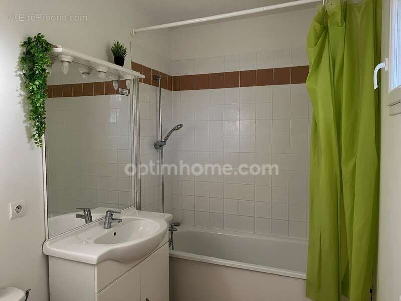 Appartement à EQUEMAUVILLE