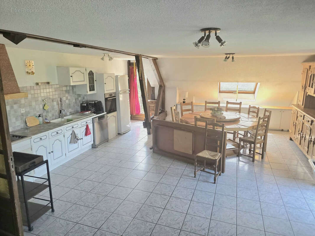 Maison à SAINT-SAUVEUR