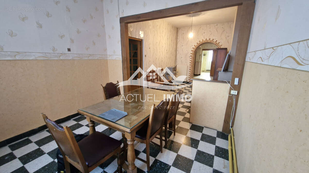 Maison à VERMELLES