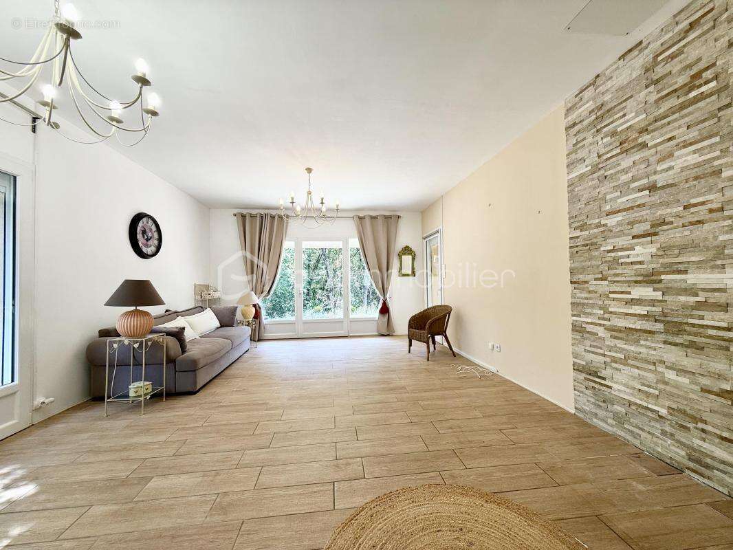 Une maison récente où il ne reste plus qu’à poser vos valises ! - photo 7