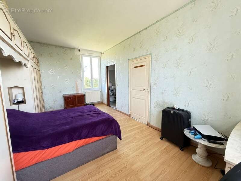 Maison de maître 180 m² – 5 chambres – Terrain 9 082 m² – EXCLUSIVITÉ – Montsûrs - photo 8
