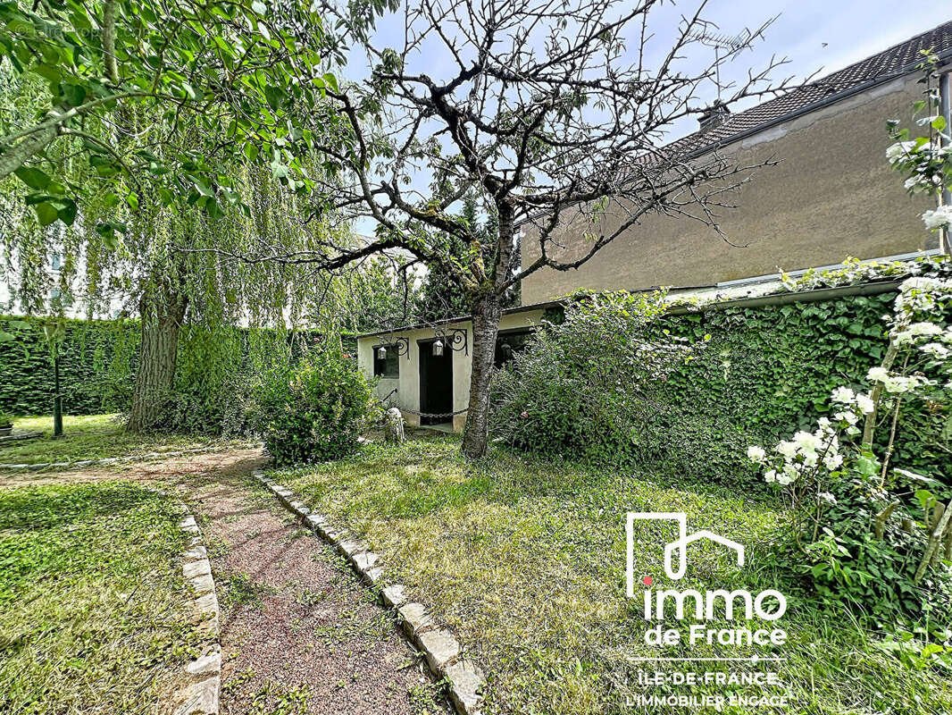 Maison à LUCE