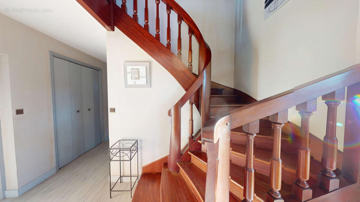 Maison à RULLAC-SAINT-CIRQ