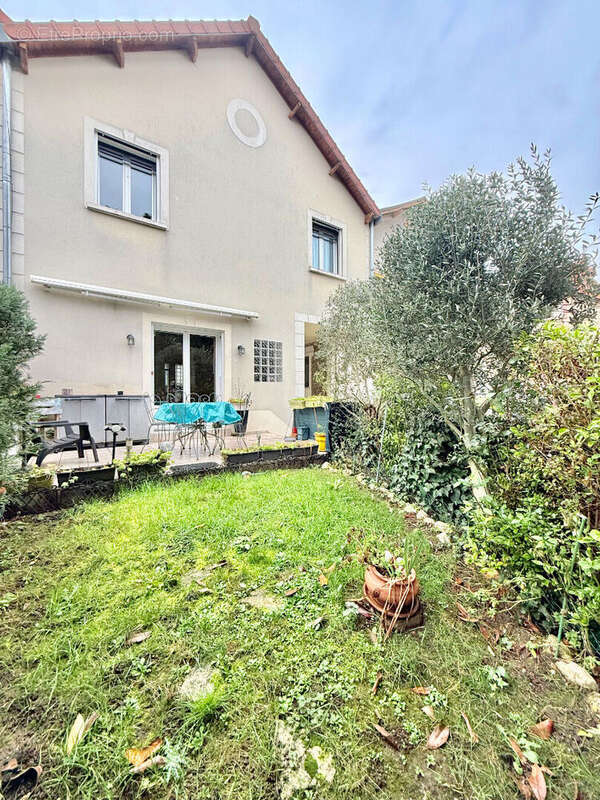 Maison à CHOISY-LE-ROI