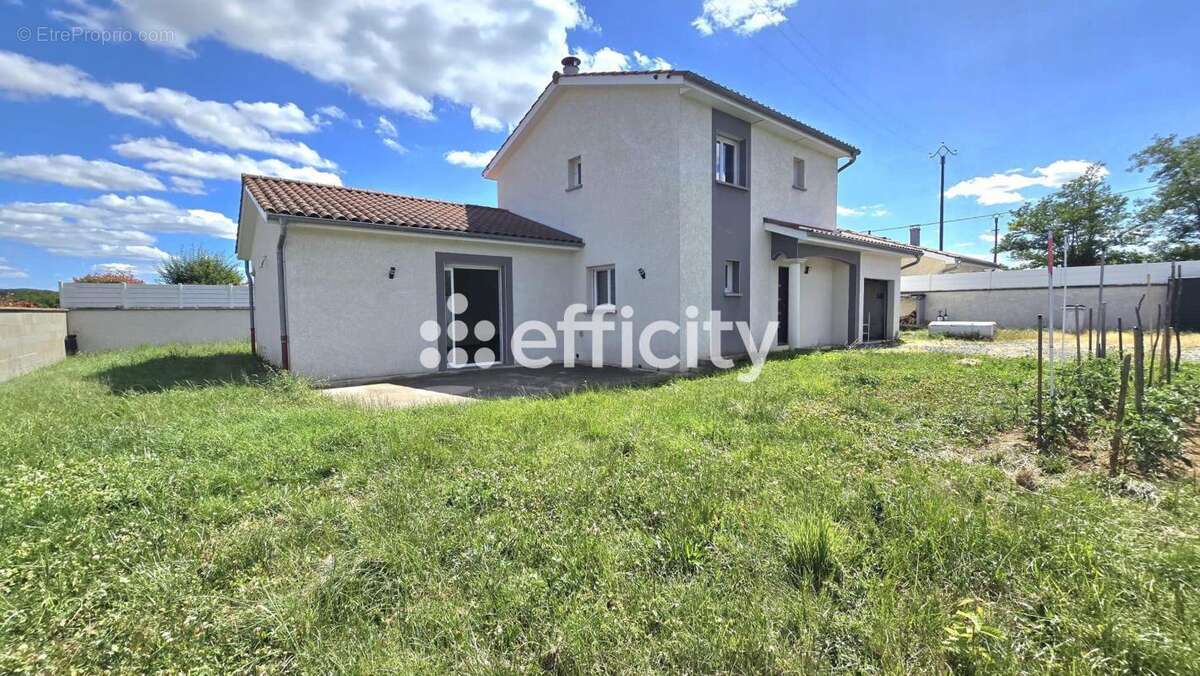Maison 135 m² à Frontenas  - photo 2