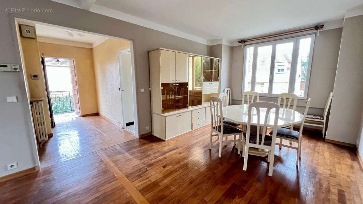 Maison à NEUILLY-SUR-MARNE