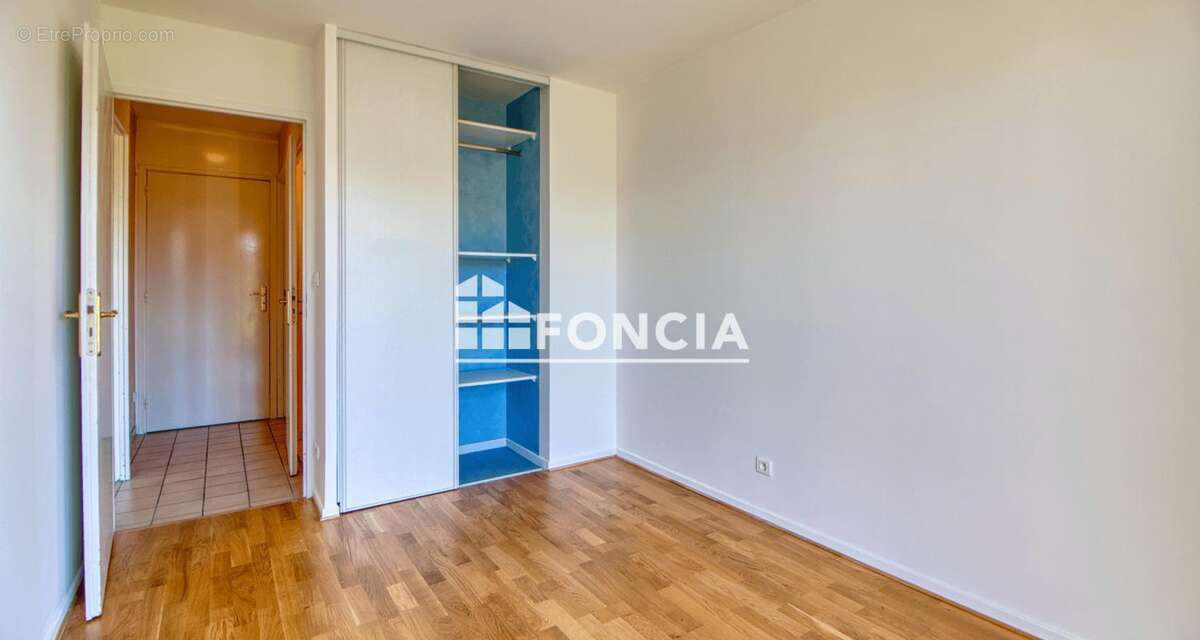 Appartement à VERNEUIL-SUR-SEINE
