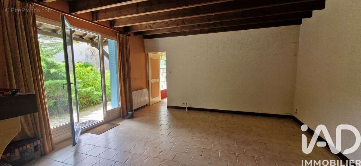 Maison 104 m² à Vallereuil  - photo 6