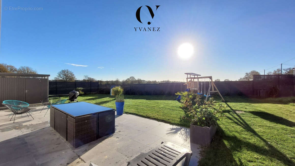 Maison à VAL-D&#039;IZE