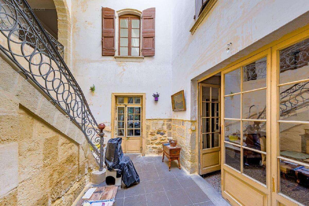 Maison à AIGUES-VIVES