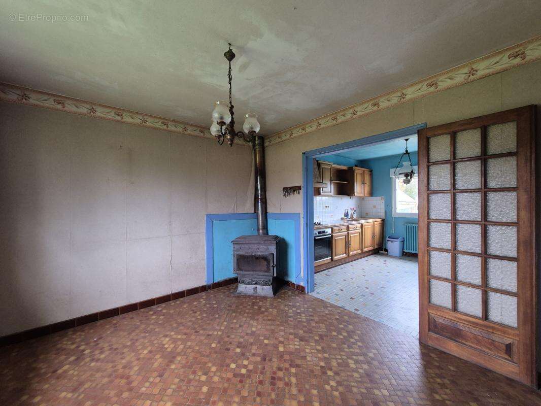 Maison à LA HARMOYE