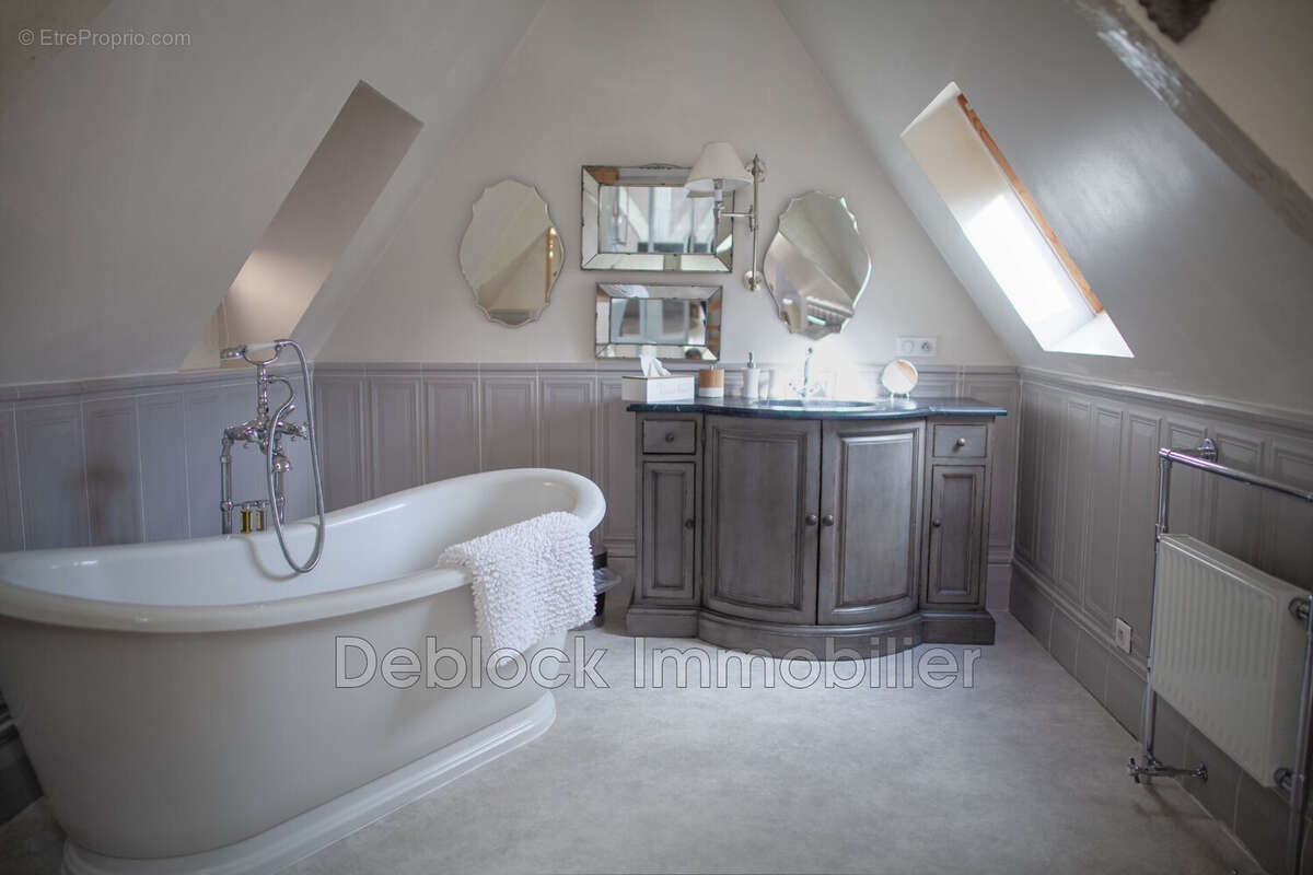 Appartement à BERGUES