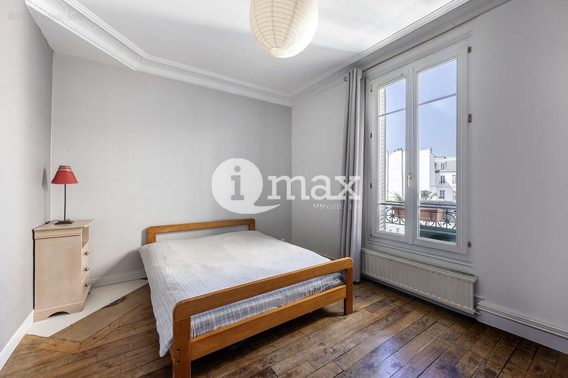 Appartement à LEVALLOIS-PERRET