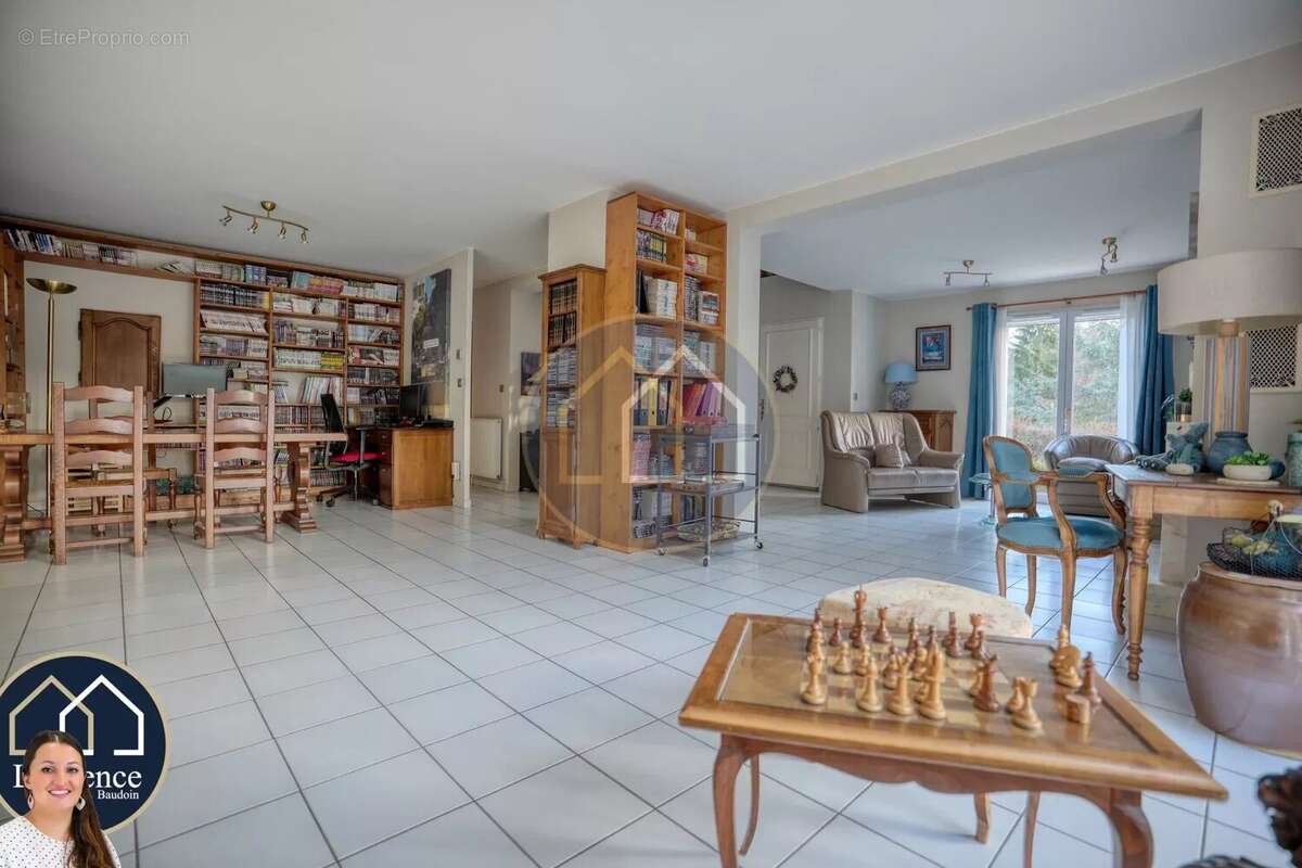 Maison à NOGENT-LE-ROI