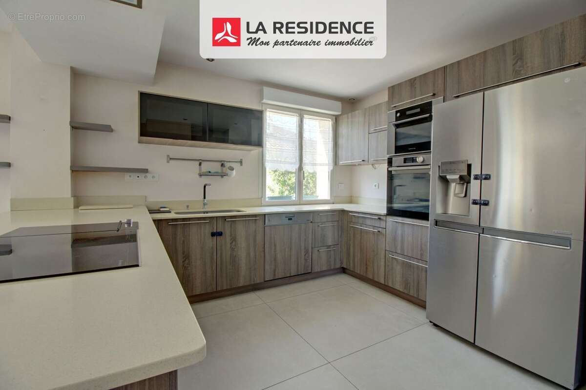 Maison 139 m² à Acheres  - photo 3