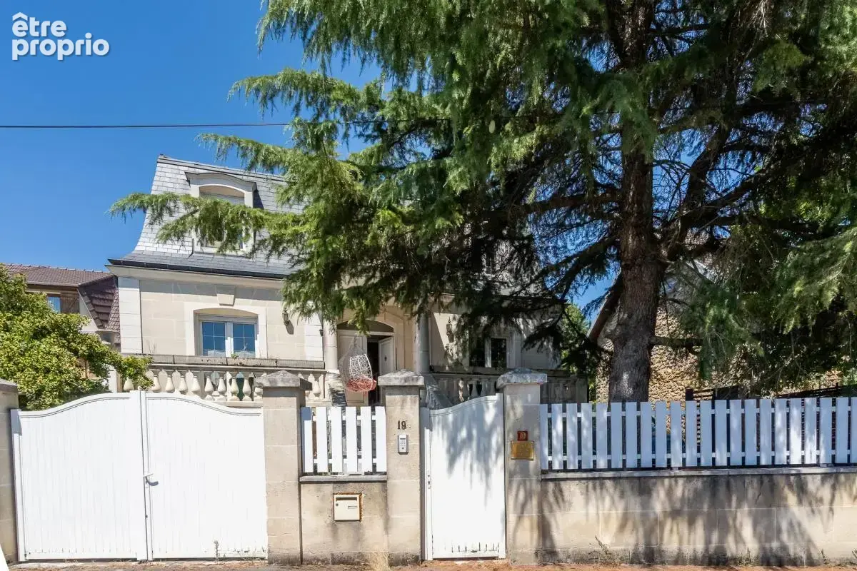Maison de 7 pièces de 202 m² située à Gagny - photo 16