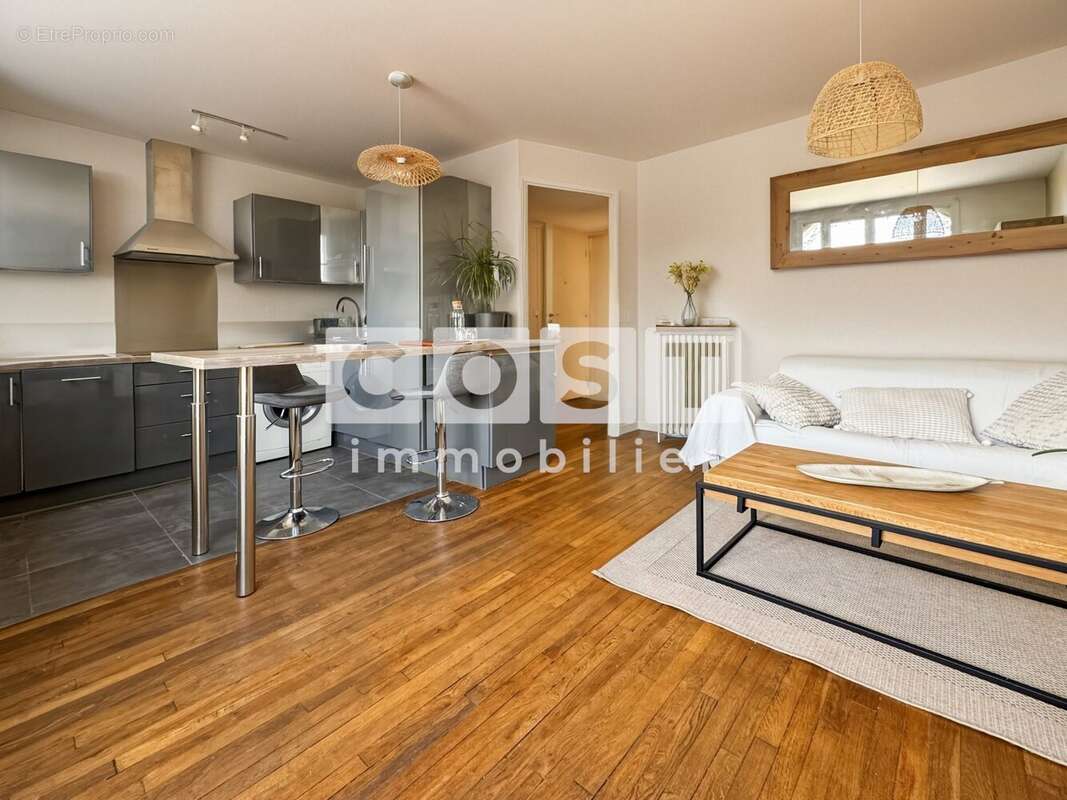Appartement à CLICHY