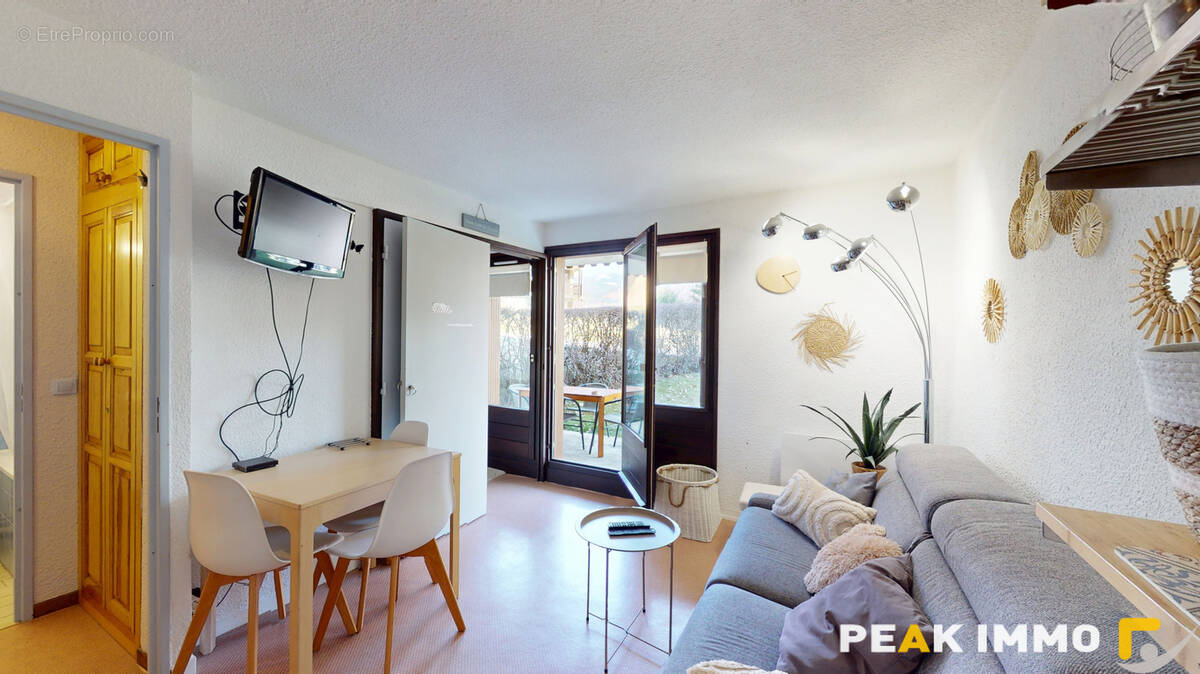 Appartement à ONNION