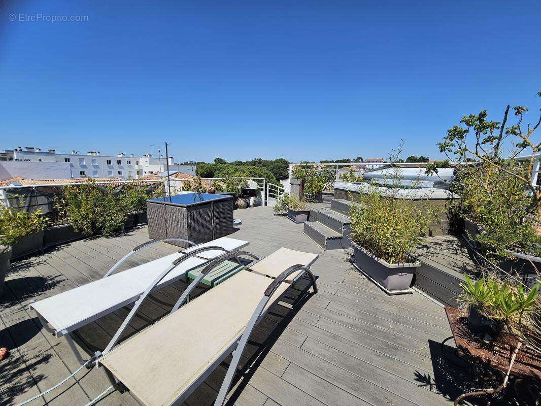 Appartement à SAINT-PALAIS-SUR-MER