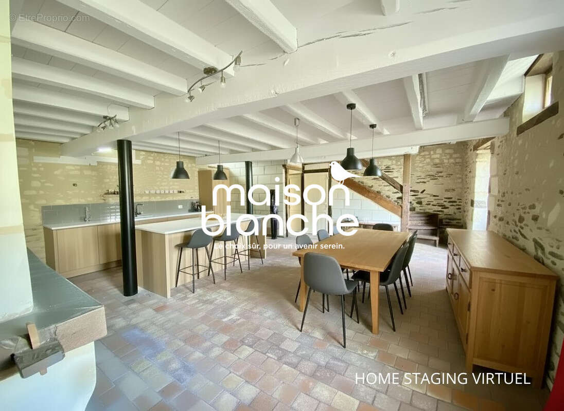 Maison à MAZE