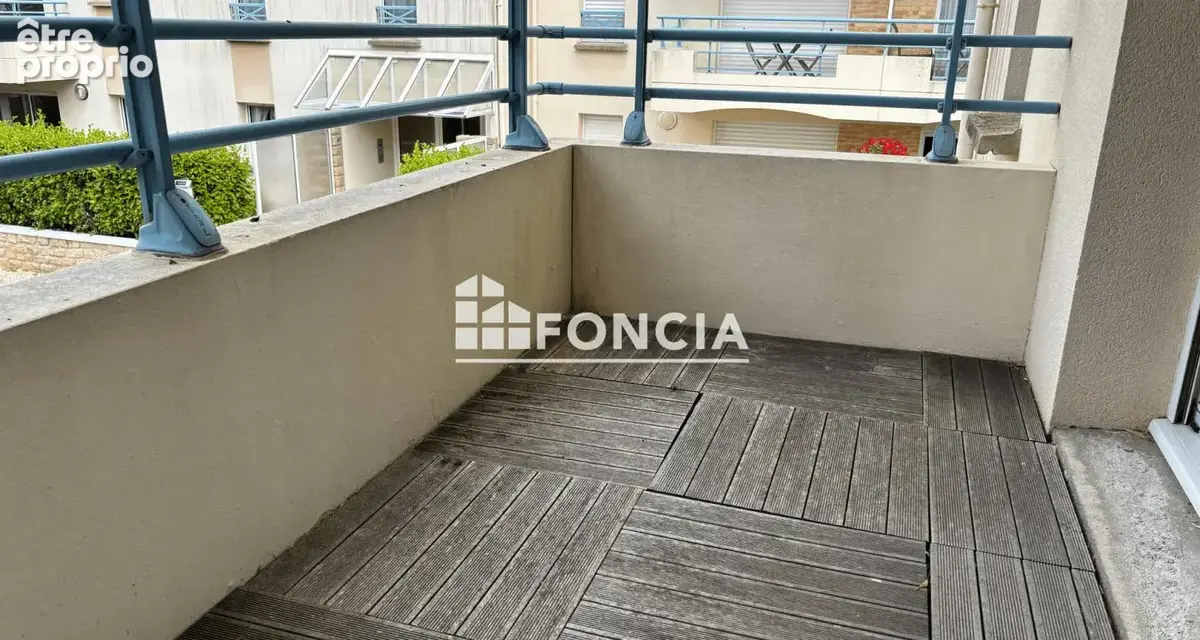 Fouesnant - Hypercentre - A Vendre - Appartement T3 de 74 m2 - Balcon - Ascenseur - Garage + Cave - photo 2