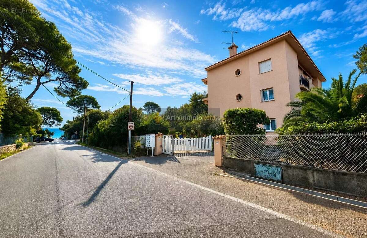 Appartement à FREJUS