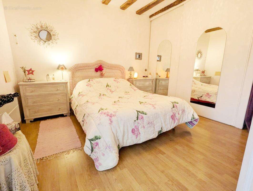 Maison de charme – 90 m² – 3 chambres – jardin clos – garage – PONTVALLAIN (72) - photo 8