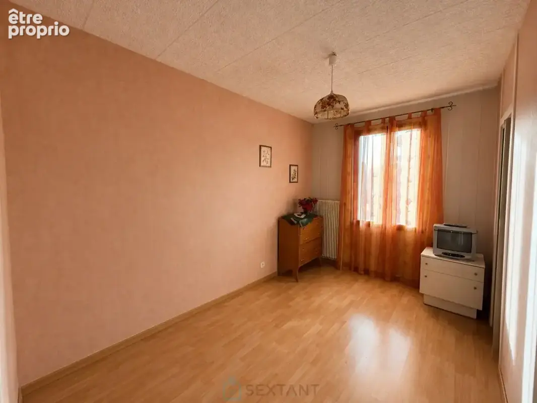EXCLUSIVITE - DIVONNE-LES-BAINS (01220) - Villa mitoyenne 164 m² (249,46 utiles) -  750.000  - photo 5
