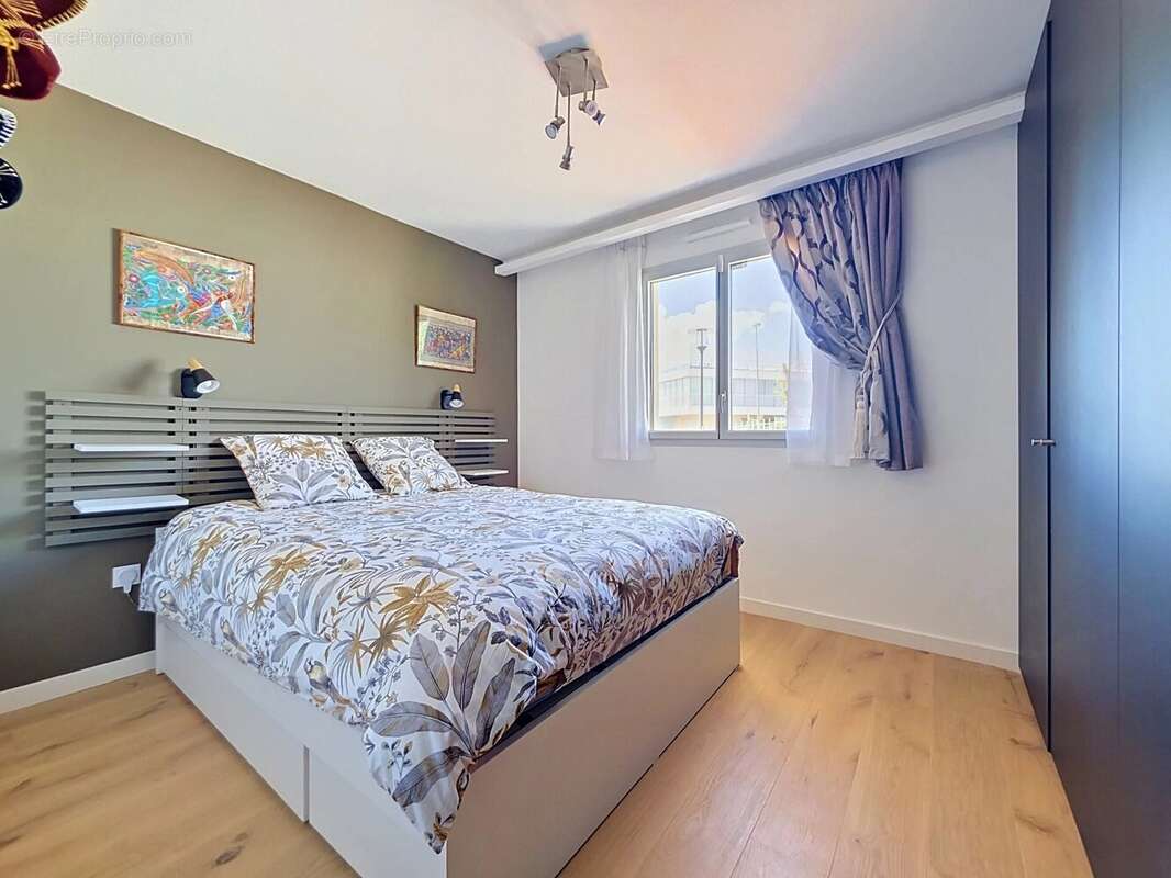 Appartement à LE CANNET