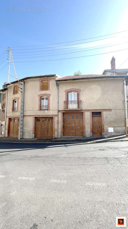 Maison à THIERS