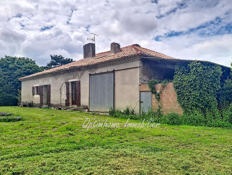 Maison à LAVIT