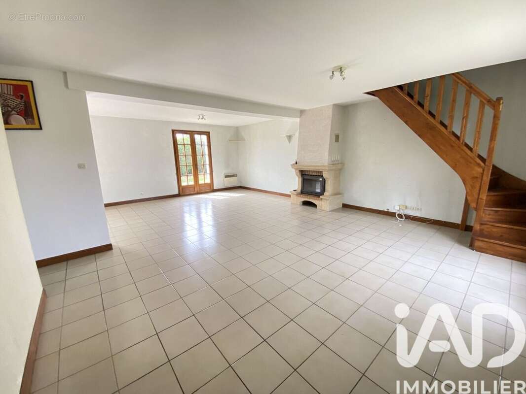 Photo 2 - Maison à CHAMBOURG-SUR-INDRE