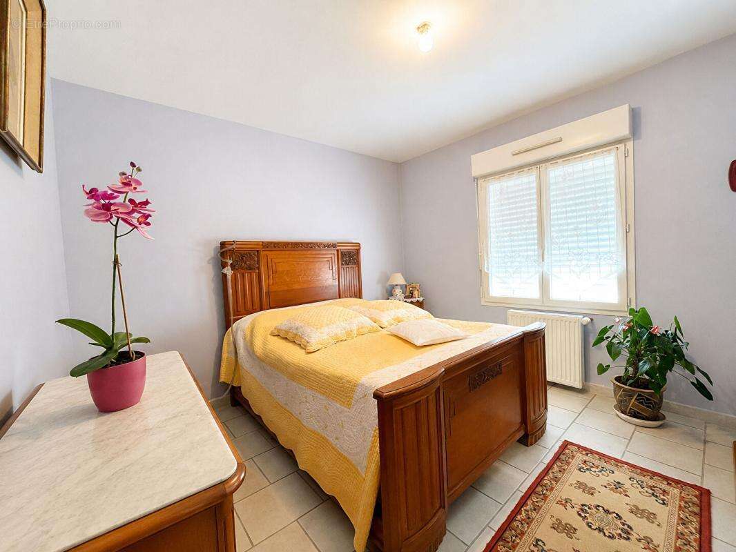 Maison La Chapelle Montmartin 5 pièce(s) 79 m2 - photo 8