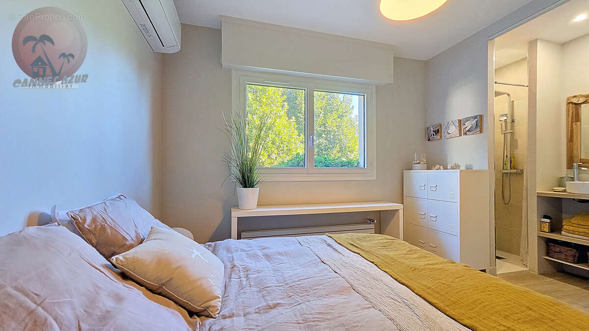 Appartement à LE CANNET