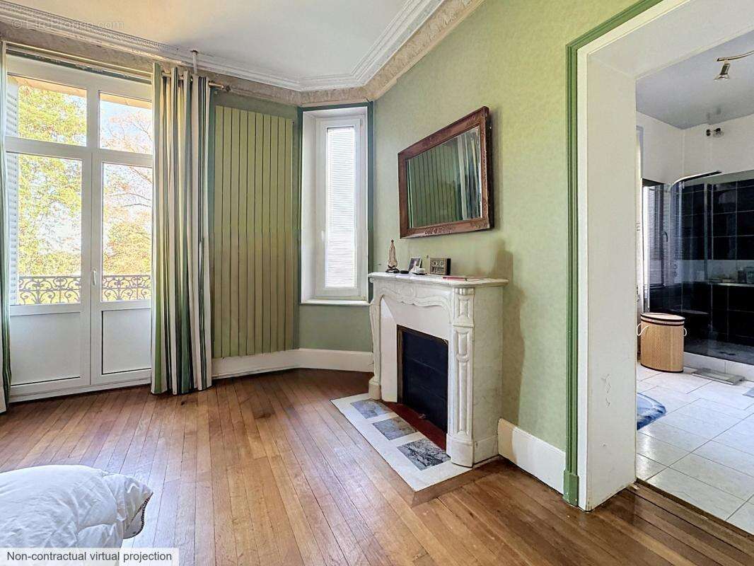 Maison à CULAN