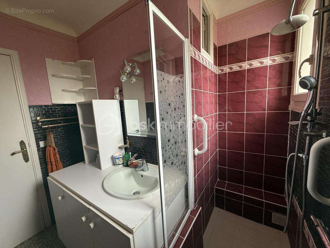 Maison à PONT-L'EVEQUE