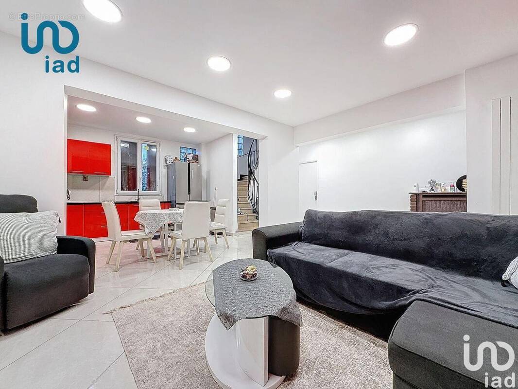 Photo 1 - Maison à AUBERVILLIERS