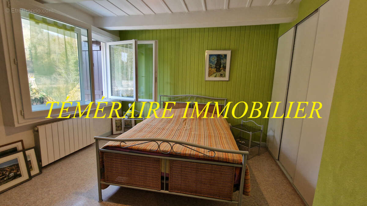 Maison à BOURG-DE-SIROD